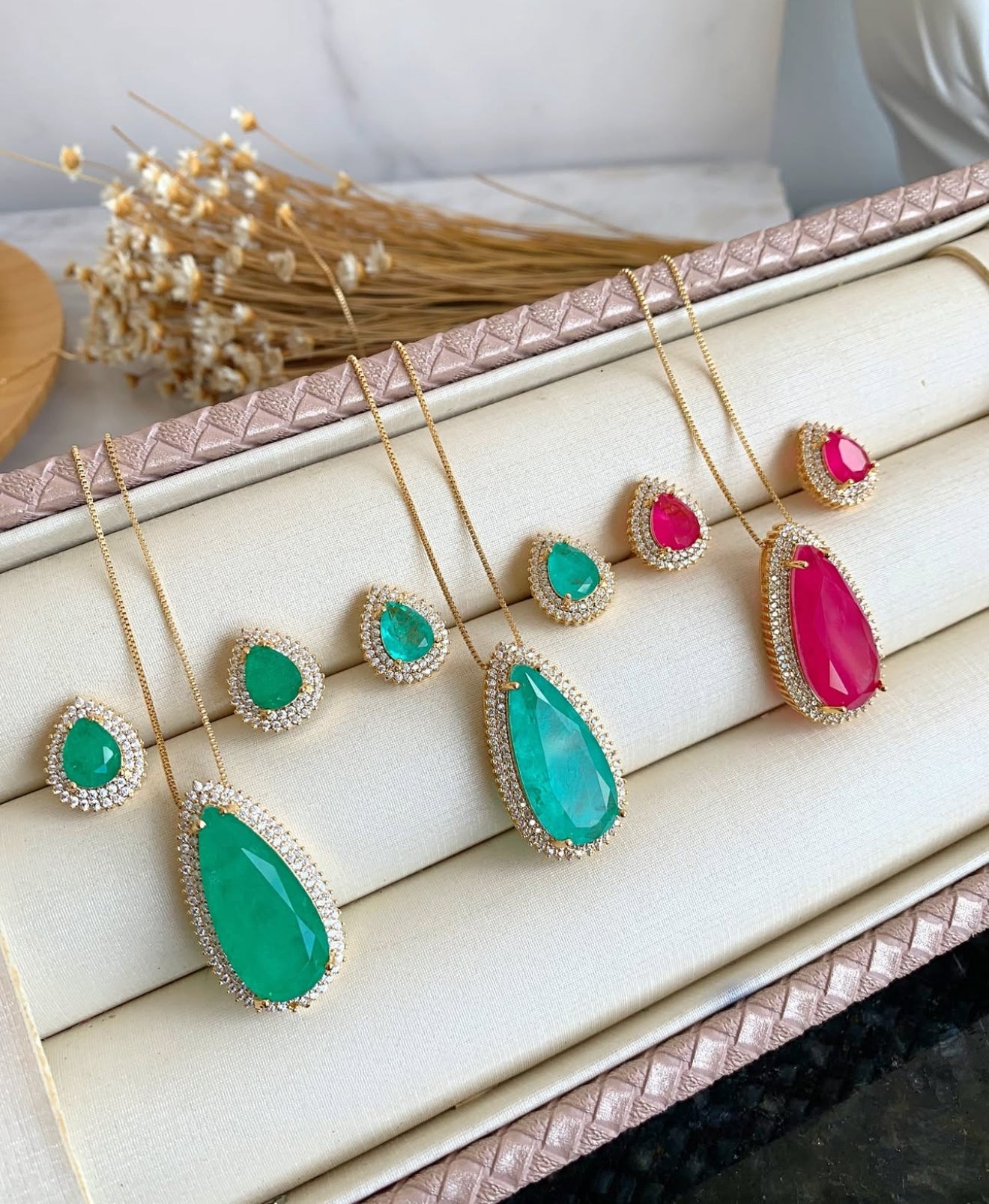 CRISTAL NECKLACE SET