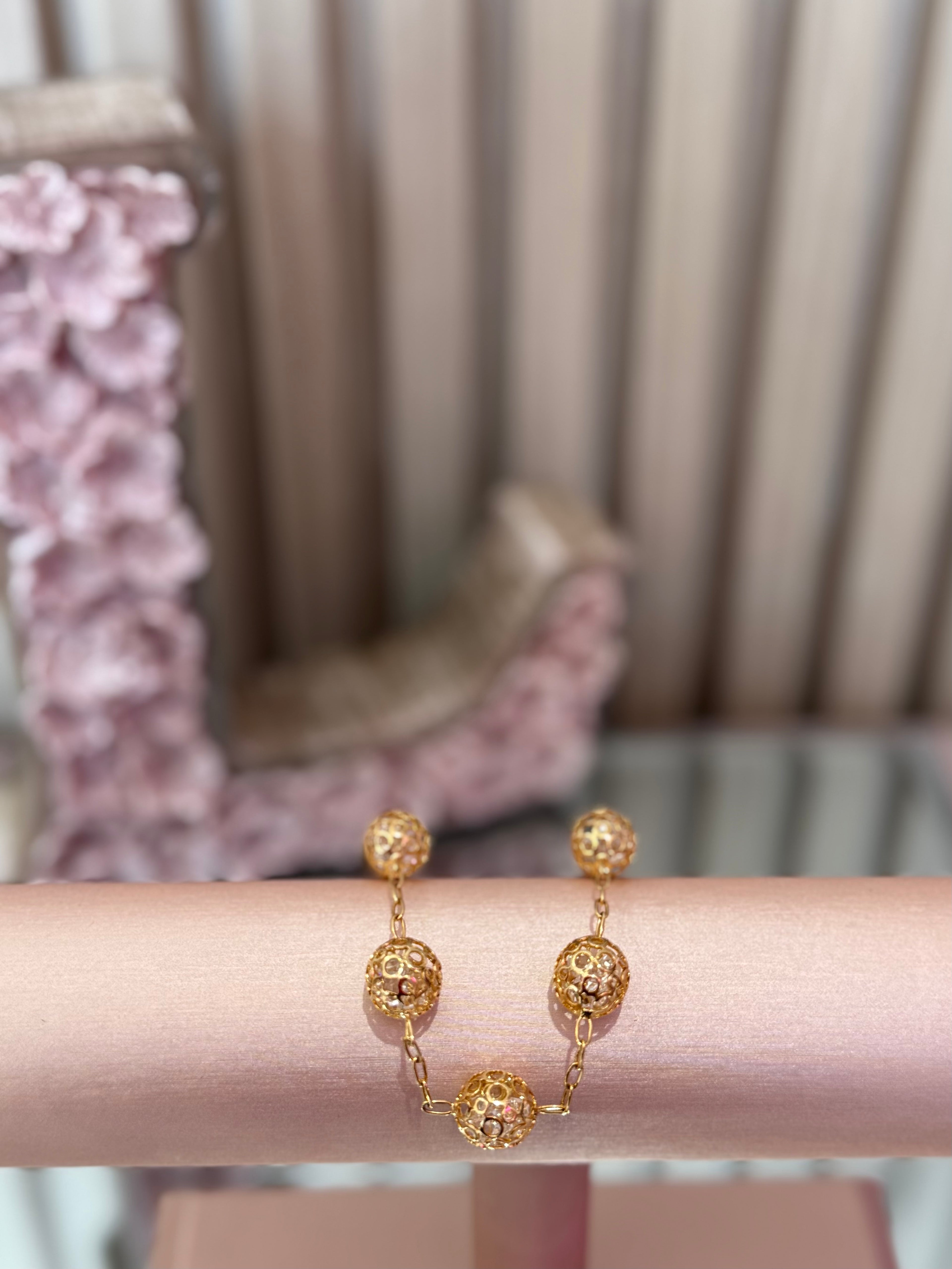 Gold Vintage Sphere Bracelet