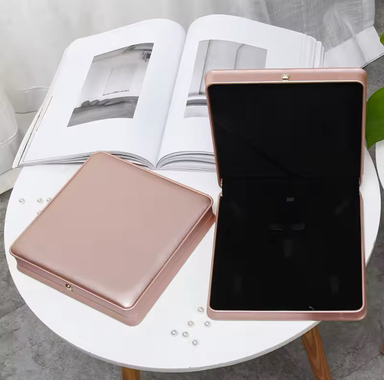 LEATHER JEWELLERY BOX