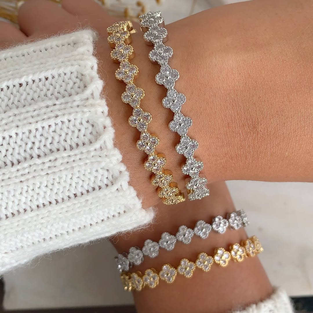CLOVER BRACELET