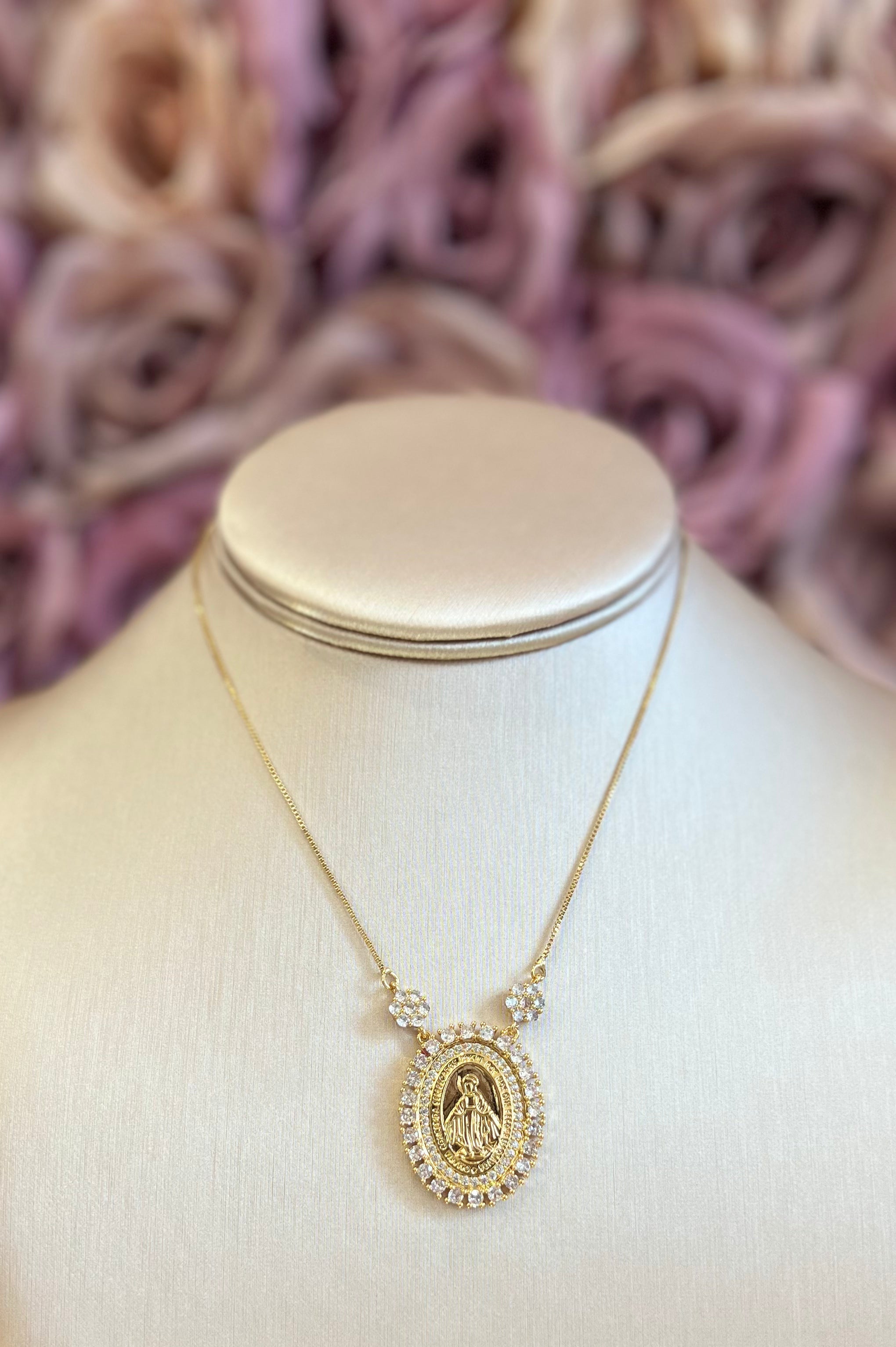 GOLD MARY NECKLACE