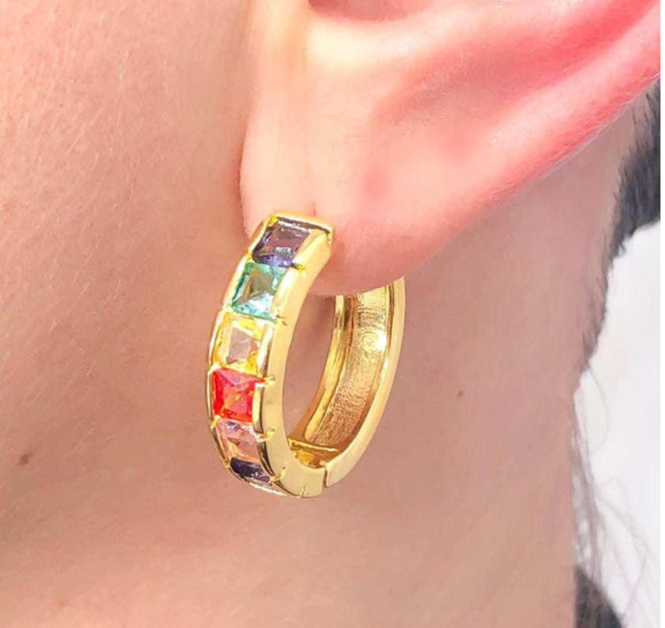 NAVETTE HOOP EARRING