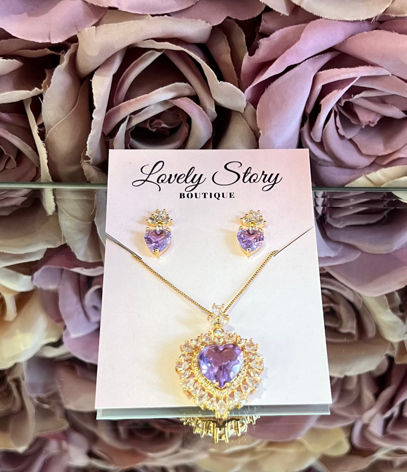 Halo Heart Studded Necklace Set