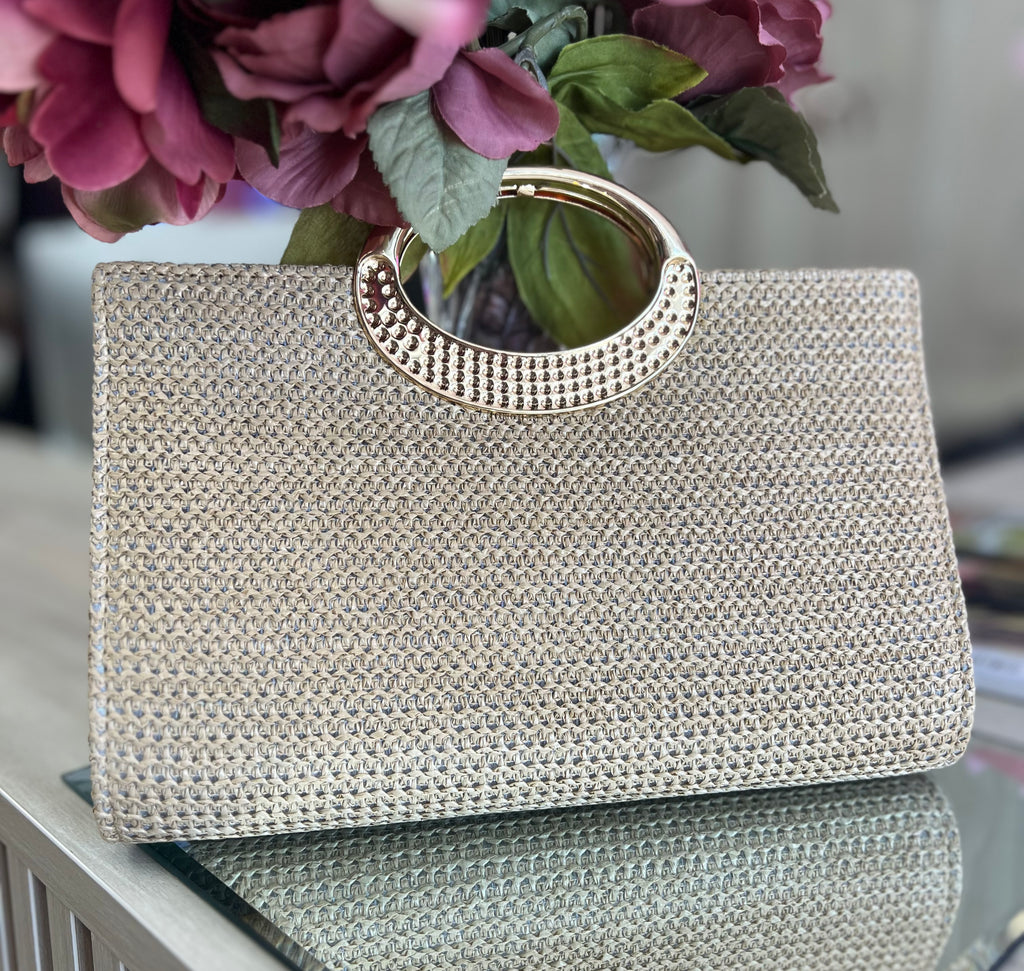 STRAW CLUTCH BAG