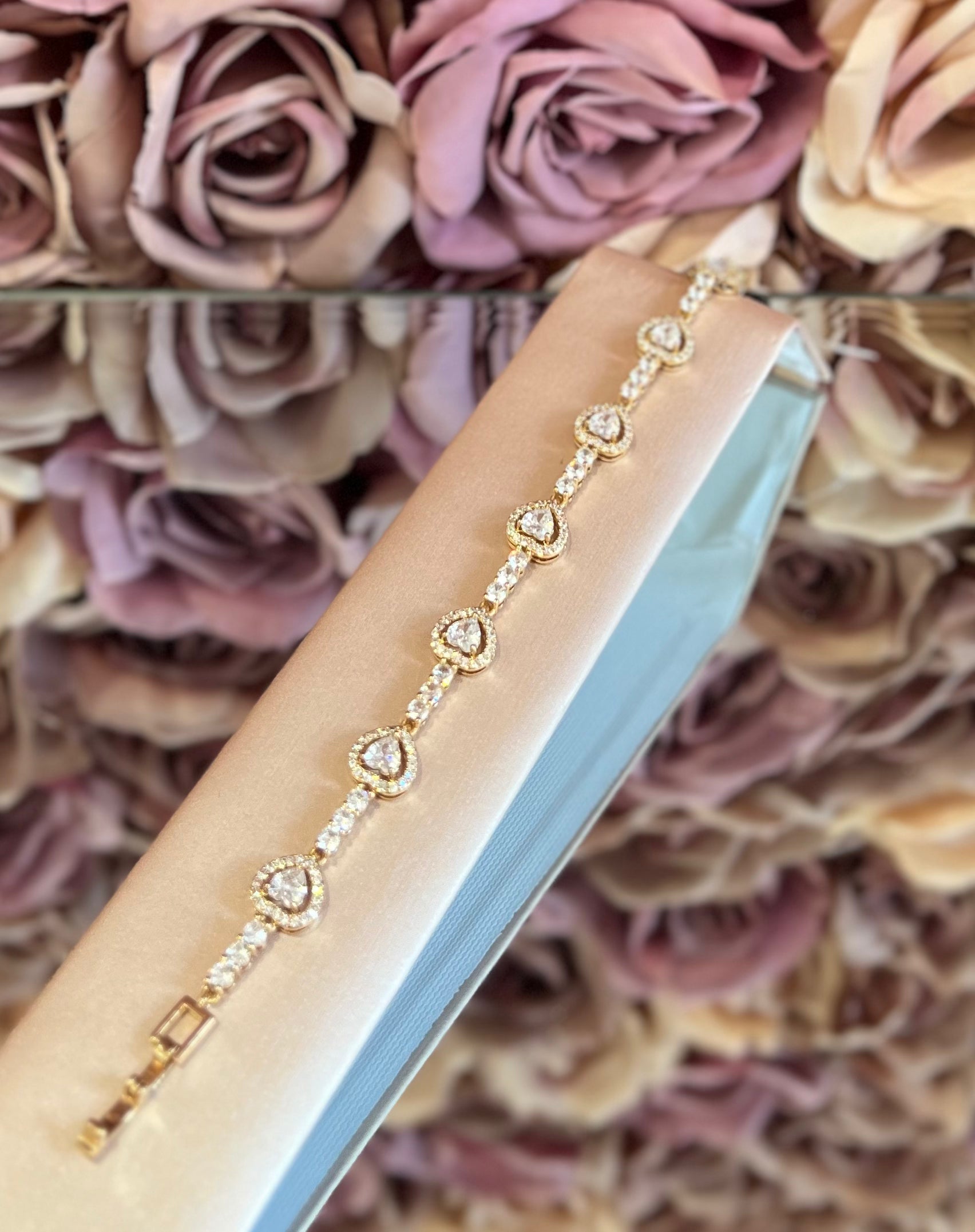 Crystal Halo Heart Bracelet