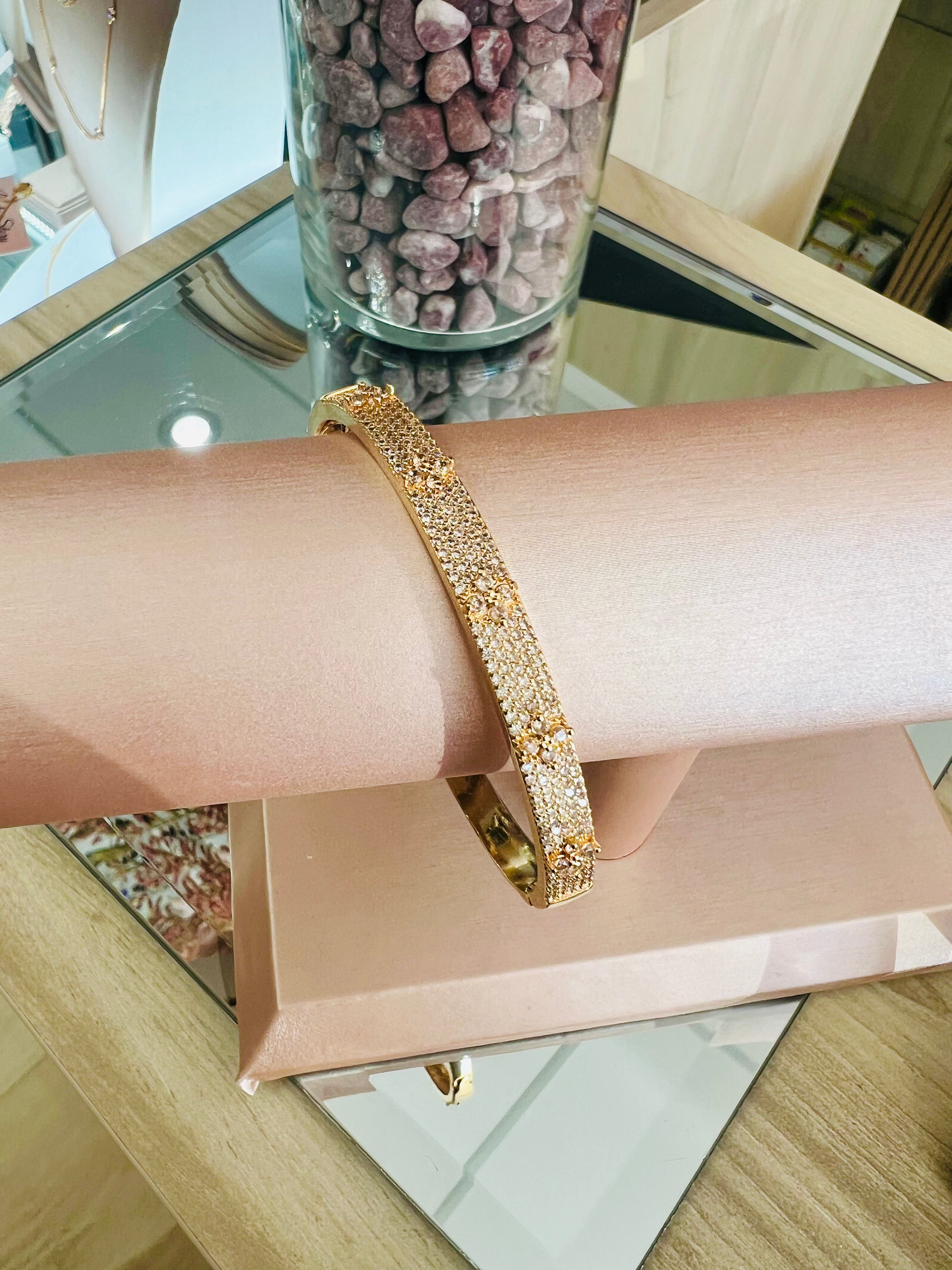 CRAFED STUDDED BRACELET