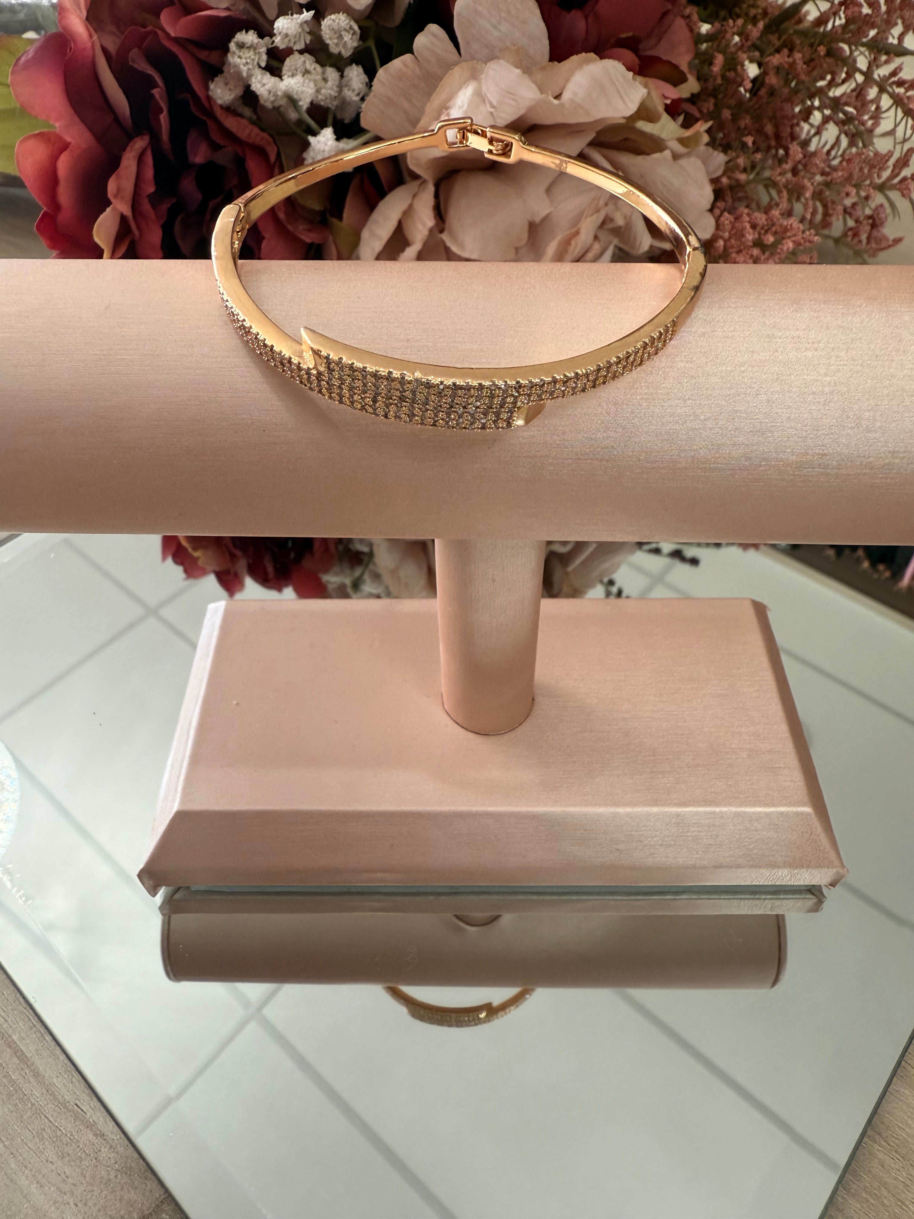 ZIRCONIA STUDDED BRACELET