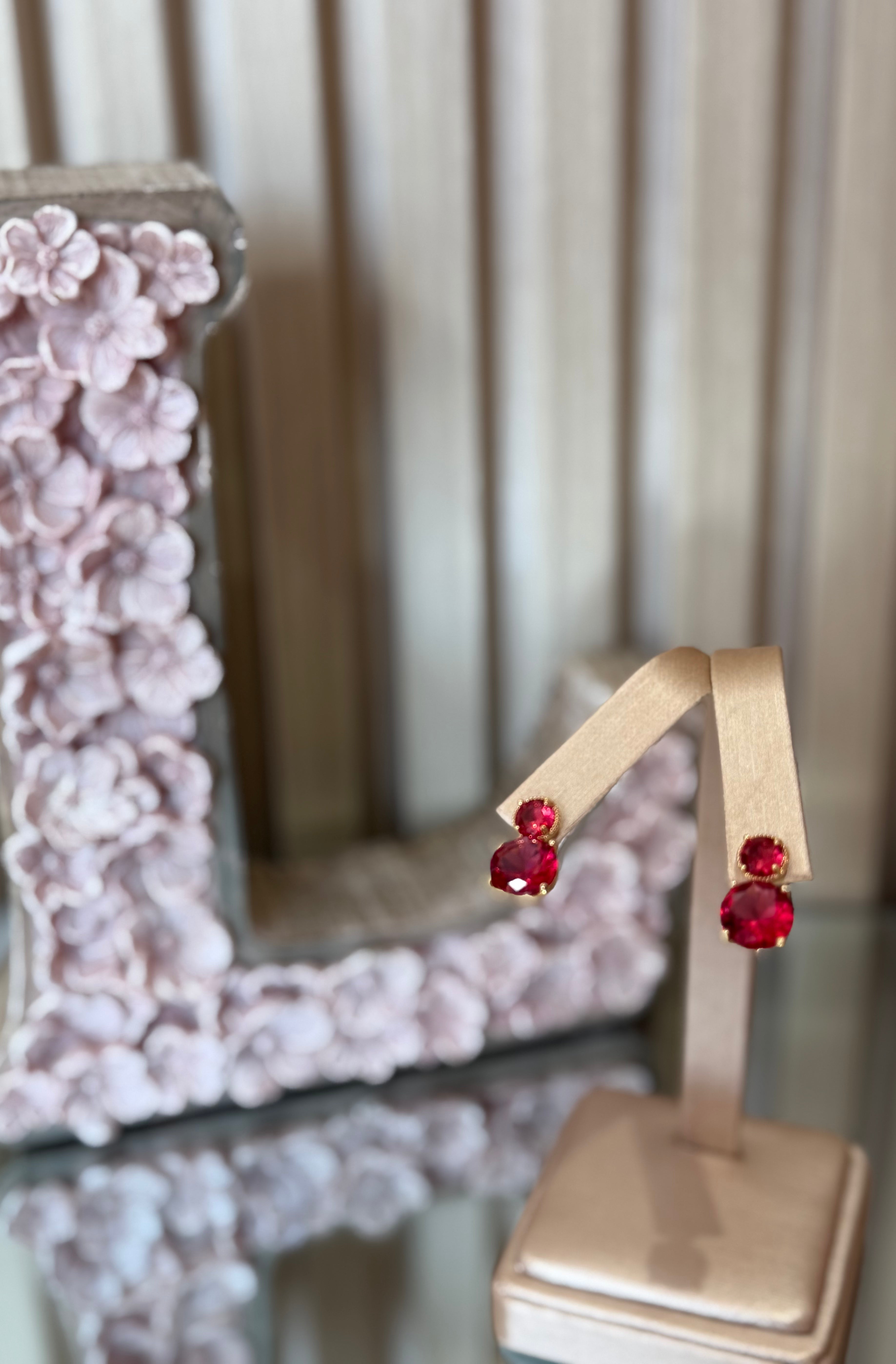 RED STONE TEARDROP EARRING