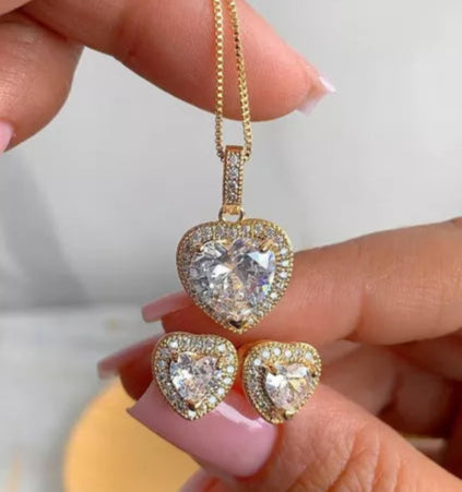 NECKLACE HEART CHARM SET